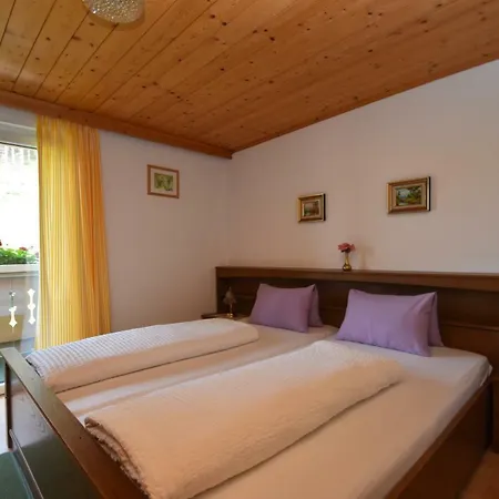 Haus Amadeus Pensionat 3*